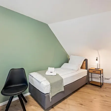 Apartment Sali Homes - Basic Neckarwestheim